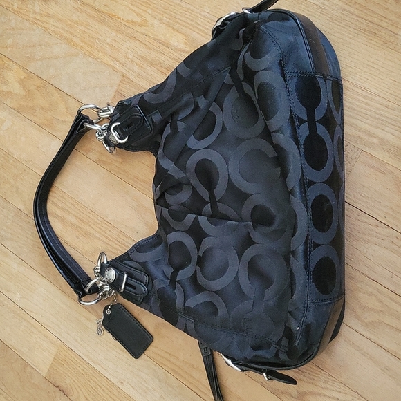 Purse - Picture 2 of 4